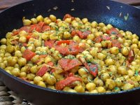 garbanzos salteados con pimientos